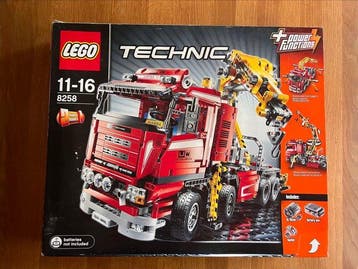 Lego - Technic - 8258 - Truck mit Power-Schwenkkran -, Nieuw