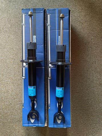 Set Audi A4 B5 / A6 C5; VW Passat B5; Skoda Superb I vooras, Ophalen of Verzenden, Nieuw, Skoda