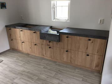 Compelete eiken steiger houten keuken op maat en kleur actie, Huis en Inrichting, Overige kleuren, Overige typen, Nieuw, Hout
