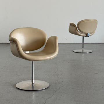 Artifort - Pierre Paulin - Stoel (2) - Kleine Tulp - Leder,, Antiek en Kunst