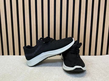 Partij sneakers zwart/grijs – maat 41 t/m 44, Kleding | Heren, Schoenen, Ophalen, Nieuw, Sneakers of Gympen