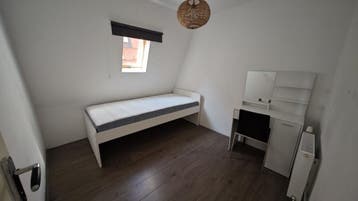 Kamer te huur in s-Gravenhage - 95 m² - 2 kamer(s) - 2, Den Haag