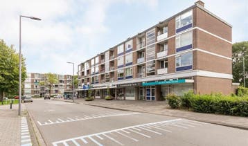 Te Huur 3 Kamer Appartement Nieuwenoord In Rotterdam, Huizen en Kamers, Huizen te huur, Rotterdam, Direct bij eigenaar, Appartement