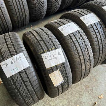 4 x Infinity 215-60-16 Winterbanden 7mm, 16 inch, Band(en), Personenwagen, Gebruikt