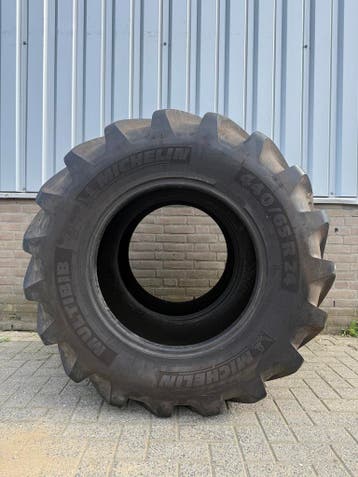 440/65R24 Michelin Multibib, Zakelijke goederen