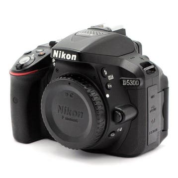 Nikon D5300 Body #MULTIANGLE DISPLAY #DSLR | Digitale reflex, Nieuw