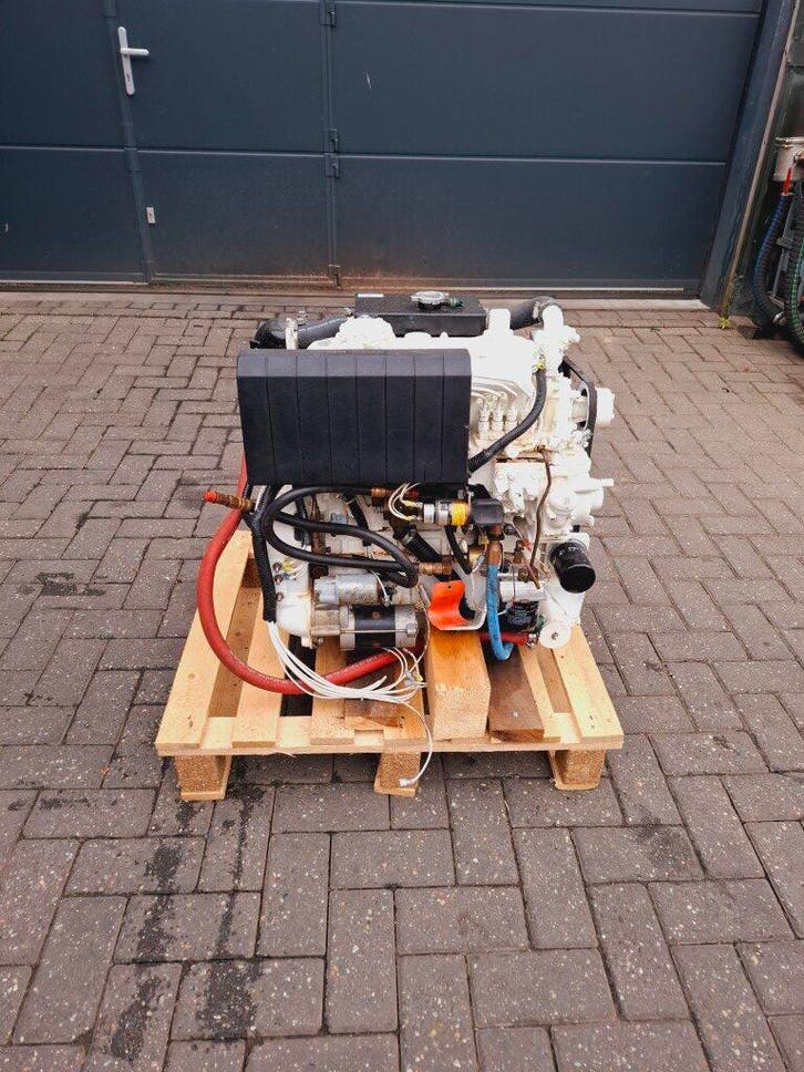 Kubota V1903 dieselmotor met warmtewisselaar ex generator (, Watersport en Boten, Buiten- en Binnenboordmotoren, Nieuw, Ophalen of Verzenden