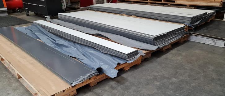 Ki-Kern HPL wit 3050x200x6 mm € 23,50 incl.btw, Doe-het-zelf en Verbouw, Platen en Panelen, Nieuw, Minder dan 20 mm, HPL, Ophalen