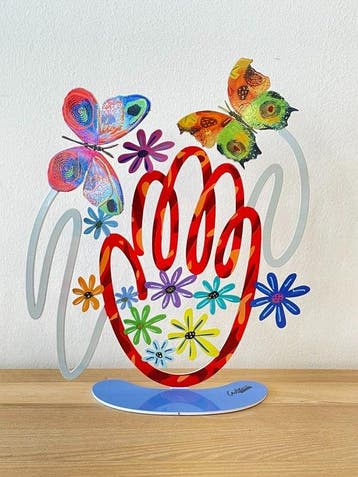 David Gerstein (1944) - sculptuur, Hamsa with Butterflies