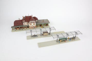 Faller H0 - Modeltreinlandschap (3) - Station Lenzkirch, Nieuw