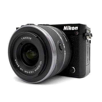 Nikon 1 J5 Spiegelloze camera, Nieuw