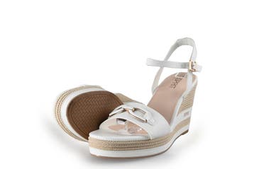 Esprit Sleehakken in maat 41 Wit, Kleding | Dames, Verzenden, Wit, Zo goed als nieuw, Schoenen met hoge hakken