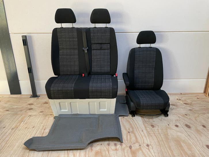 Stoel + bank Sprinter w906 Ruitjes +klaptafel, Auto-onderdelen, Interieur en Bekleding, Gebruikt, 3 maanden garantie, Mercedes-Benz