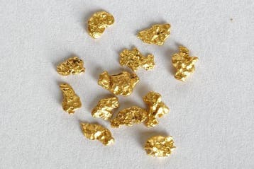 Goud Mauritaanse nuggetjes 1,391 gram- 1.39 g, Verzamelen