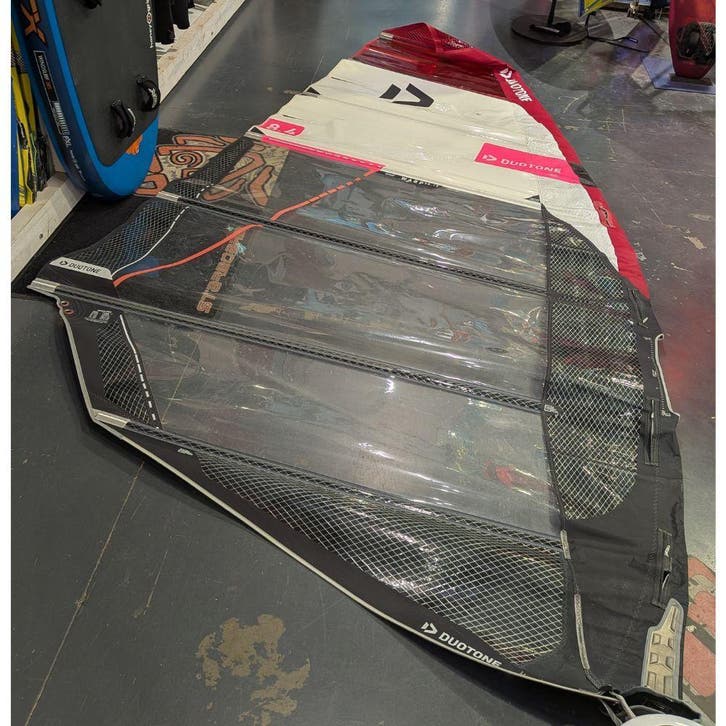 North Sails Warp 2019 8.4 - 8.4, Watersport en Boten, Windsurfen, Zeil, Gebruikt, Ophalen of Verzenden