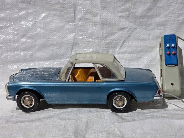 Gama - Model sportwagen - Mercedes, Antiek en Kunst, Antiek | Speelgoed