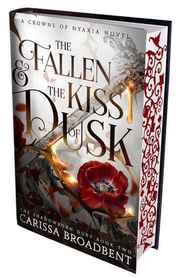 9781035069903 The Fallen and the Kiss of Dusk | Tweedehands, Verzenden, Zo goed als nieuw, Carissa Broadbent