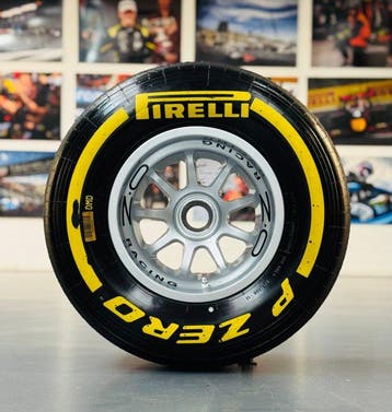 Wiel compleet met band - Formule 1 Pirelli - O.Z. *** NO, Nieuw