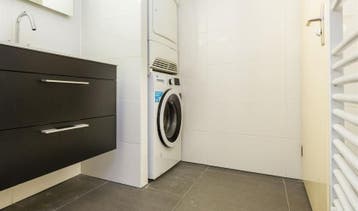 Te Huur 3 Kamer Appartement Brabantstraat In Alphen aan den, Huizen en Kamers, Direct bij eigenaar, Alphen aan den Rijn, Appartement