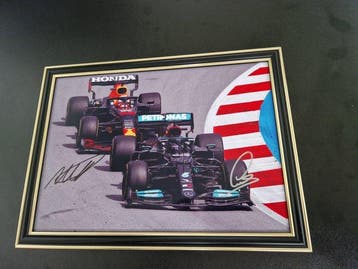 Formula 1 - Max Verstappen and Lewis Hamilton - Foto, Verzamelen, Automerken, Motoren en Formule 1, Nieuw