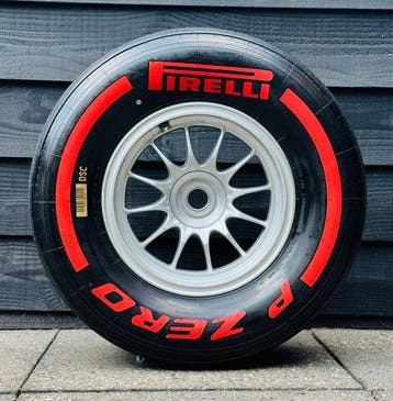 Wiel compleet met band - Formule 1 Pirelli - O.Z. *** NO, Nieuw