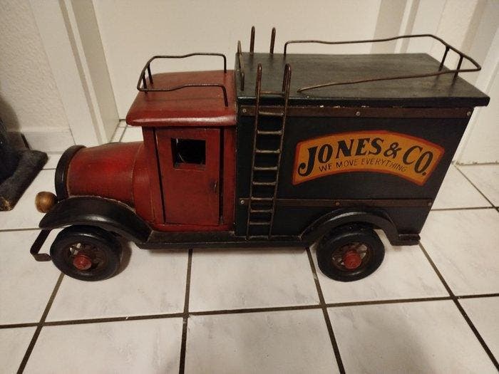 Unknown Manufacturer - Speelgoed Antique Style Jones & Co, Antiek en Kunst, Antiek | Speelgoed