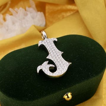 Witgouden hanger letter J met diamanten 0,345 ct., Ophalen of Verzenden, Gebruikt, Goud, Overige merken
