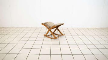 Voetenbankje met houten frame en kussens, Ophalen of Verzenden, Nieuw