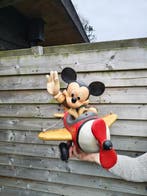 Disney - Beeld, Mickey Mouse in vliegtuig - 38 cm - Hars, Nieuw