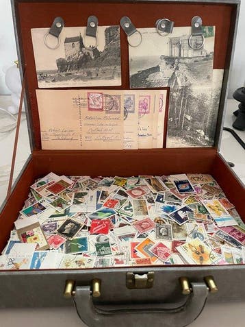 De Verenigde Staten, het Verenigd Koninkrijk, Frankrijk,, Gestempeld