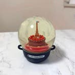 Le Creuset - Sneeuwbol Snow Globe — Eiffel Tower Limited