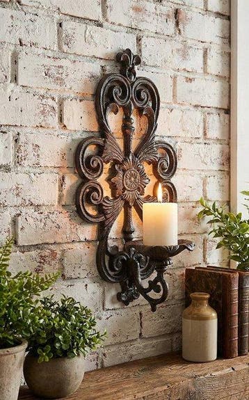 French Château-Style Wall Sconce – Cast Iron Lily-Motif