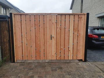 Tuinpoort (en) op stalen frame in elke maat leverbaar, Nieuw, Hout, Draaipoort