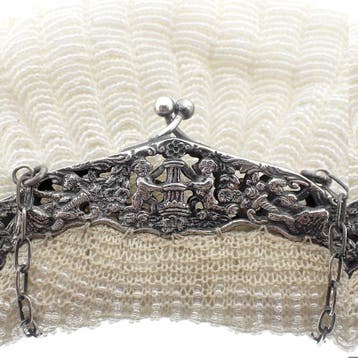 Antiek beugeltasje met zilveren handvat en glaskralen, Sieraden, Tassen en Uiterlijk, Tassen | Damestassen, Ophalen of Verzenden