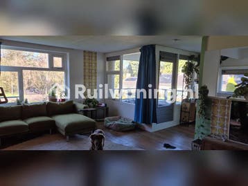 Comfortabele flat in Arnhem zoekt plek in Renkum, Gelderland