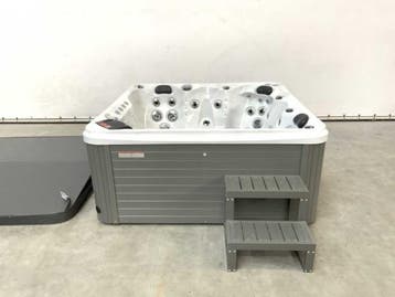 Veiling - RTE Jacuzzi london met nordic isolatie (5 personen, Tuin en Terras, Nieuw