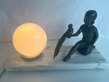Lamp - Marmer, Brons - Meisje met fazant