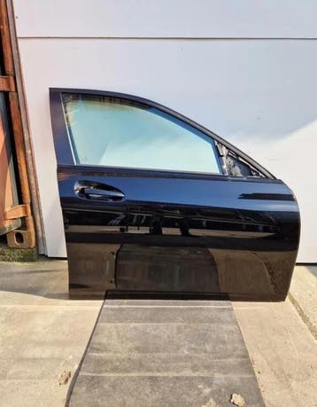 Portier rechtsvoor Mercedes C-klasse w204 (P069), Gebruikt, Deur, Mercedes-Benz, Rechts