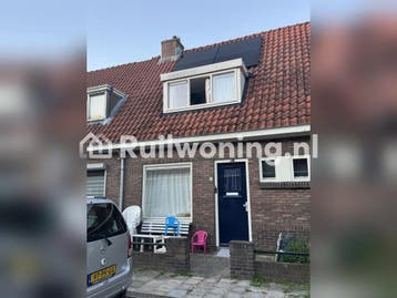 Deventer: Ruim huis met 4 kamers, Huizen en Kamers, Overijssel