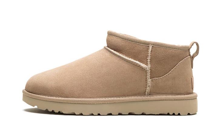 UGG Classic Ultra Mini Boot Sand (W), Kleding | Dames, Schoenen