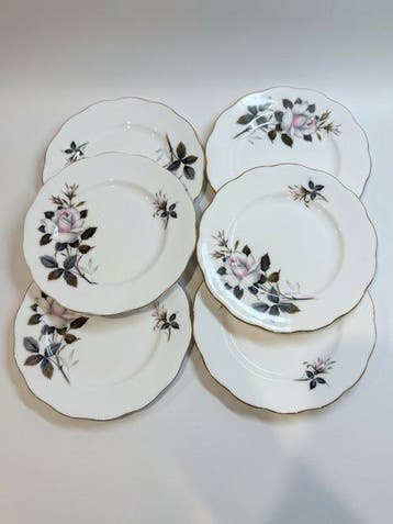 Royal Albert - Schotel (6) - queens messenger -