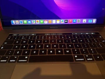 Apple MacBook Pro 15 Touch Bar (2017) | i7 2.8GHz | 16GB, Nieuw