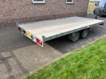 Autoambulance oprijwagen aanhanger aanhangwagen 2020, Gebruikt