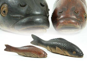 Koi Carp Sculptures (Pair) by Juzan () - sculptuur Hout -