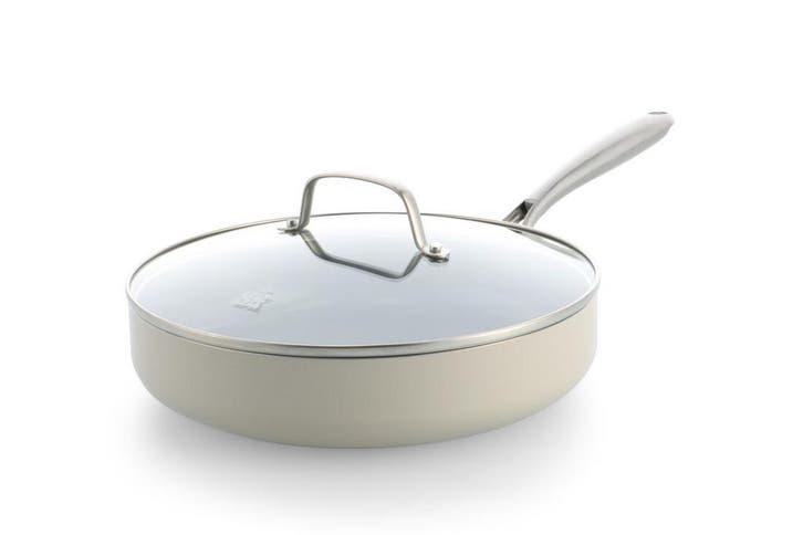 HEMA BK hapjespan met deksel Ø28cm keramisch PFAS-vrij beige, Huis en Inrichting, Keuken | Potten en Pannen, Nieuw, Verzenden