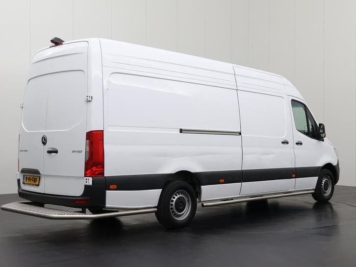 Mercedes Sprinter Bestelbus L3 H2 2024 Diesel Automaat, Auto's, Mercedes-Benz, Dealer onderhouden, Te koop, Automaat, Financial lease