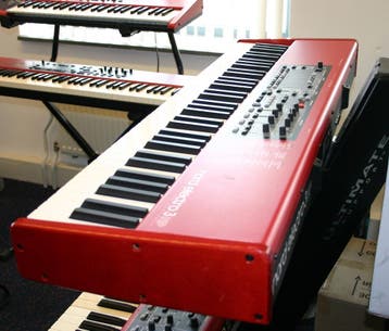 Nord Electro 3 HP met gewogen (piano) toetsen perfecte staat, Ophalen of Verzenden, Zo goed als nieuw