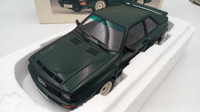 Autoart 1:18 - Modelauto - Audi Sport Quattro SWB 1984 -, Hobby en Vrije tijd, Modelauto's | 1:5 tot 1:12