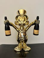 GF Exclusives - Moët & Chandon Champagne Bottle Duck Artwork