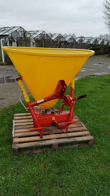 Jarmet kunstmeststrooiers 200 & 300 en 400 ltr, Ophalen, Veehouderij, Gewasbescherming en Bemesting